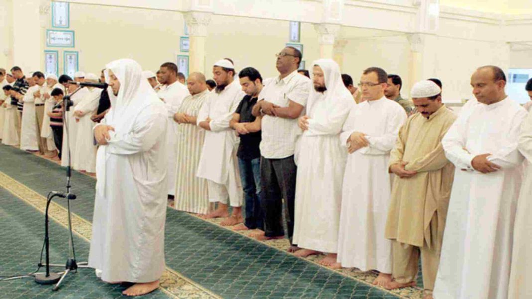 দোয়া কুনুত বাংলা উচ্চারণ ও অর্থসহ নামাজের সময় দোয়া